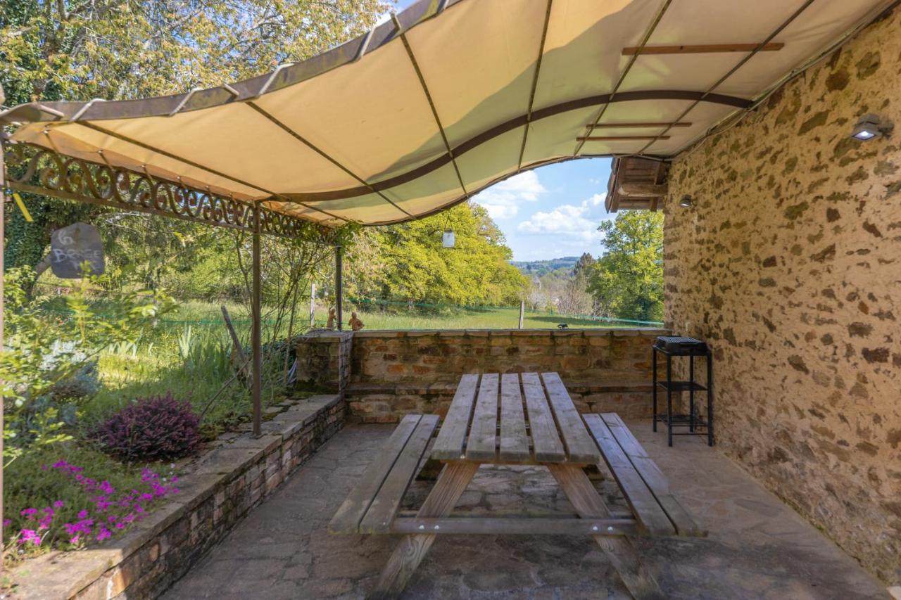 Gite La Bergerie Segur-le-Chateau Esterno foto